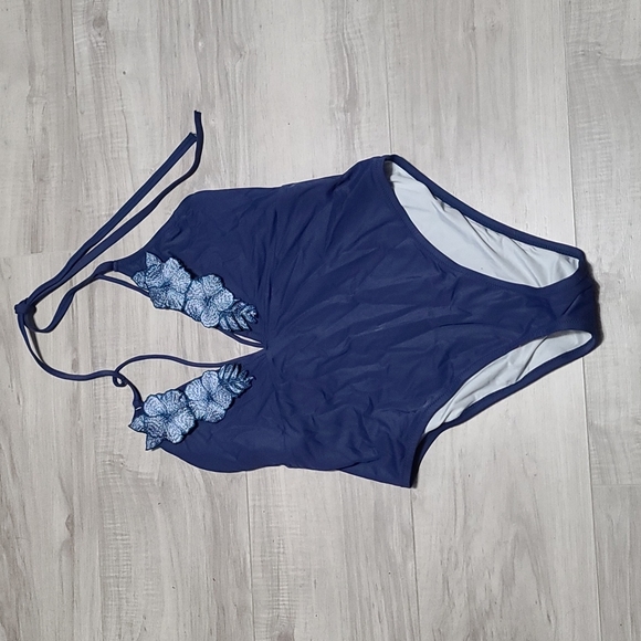 PINK Victoria's Secret Other - PINK by Victoria's Secret one piece bathing suit